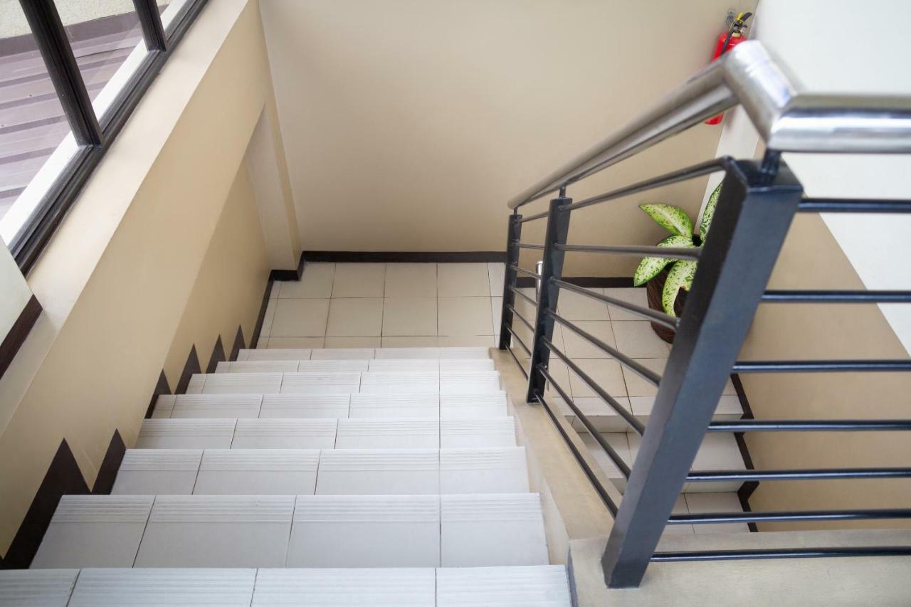 Oyo 153 Espacio De Clarita Hometel Davao City Eksteriør bilde